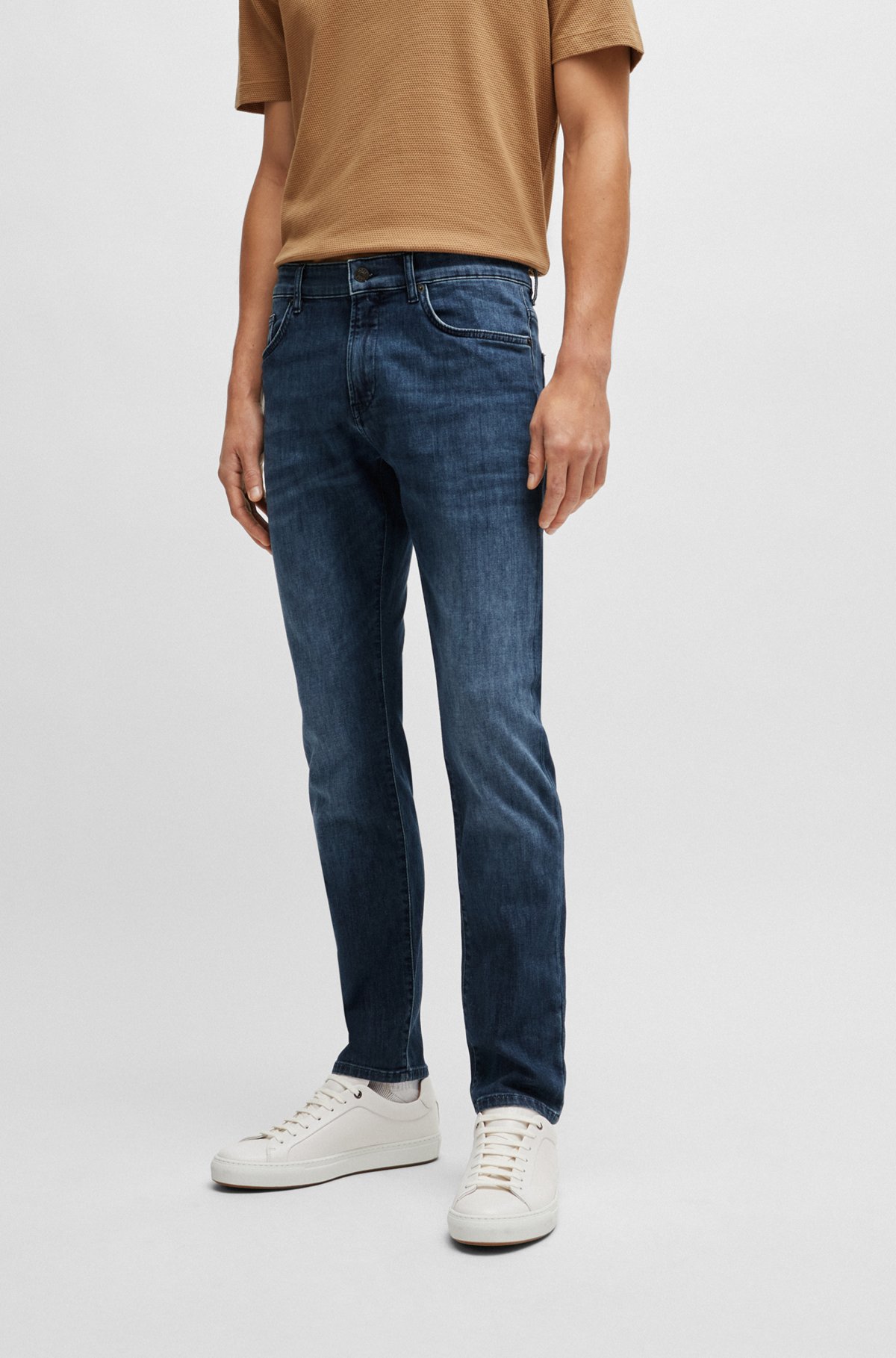Picture for category Slim Fit -Straight Jeans